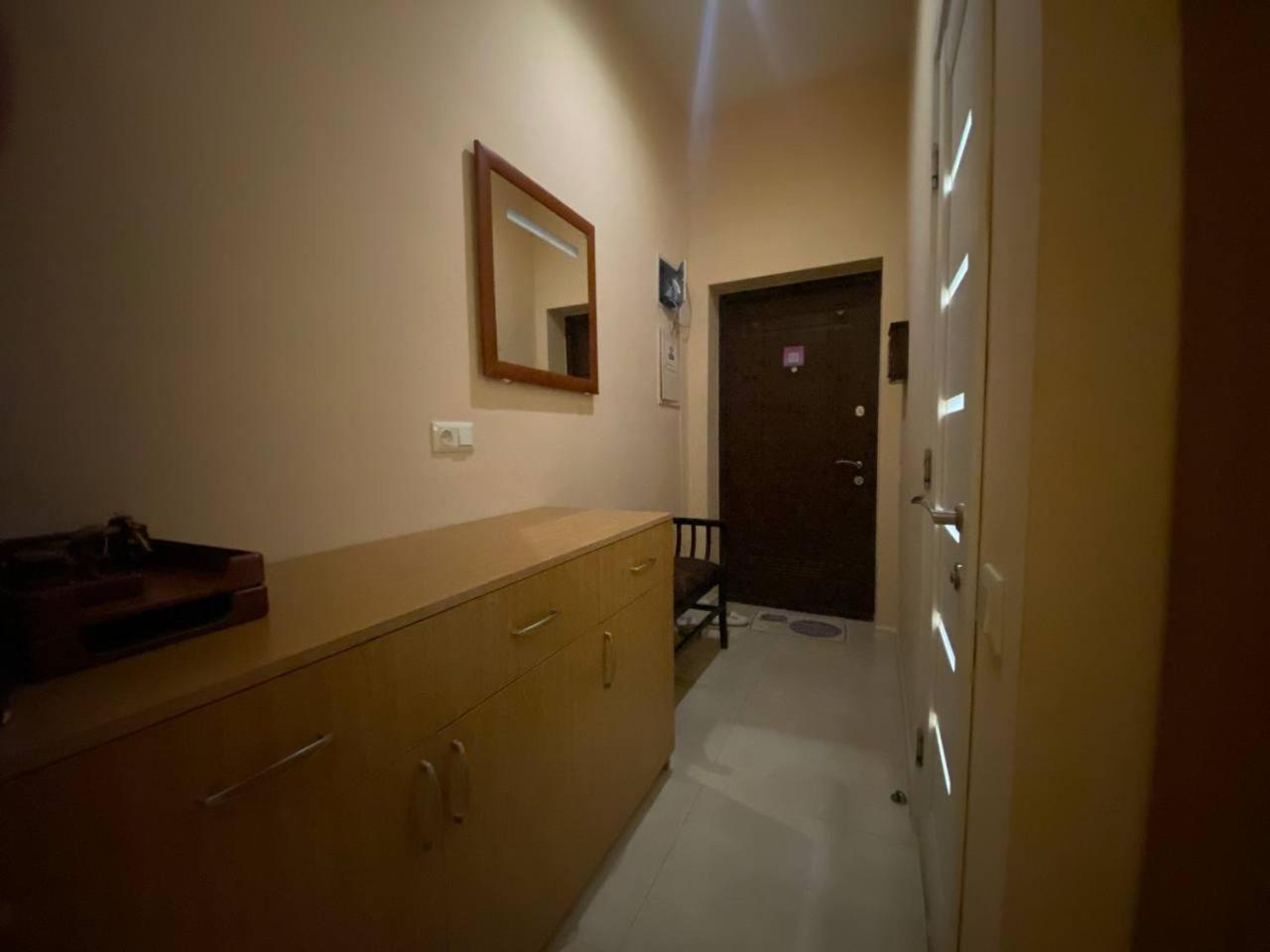 Apartment On Dragomirova Kiev Esterno foto